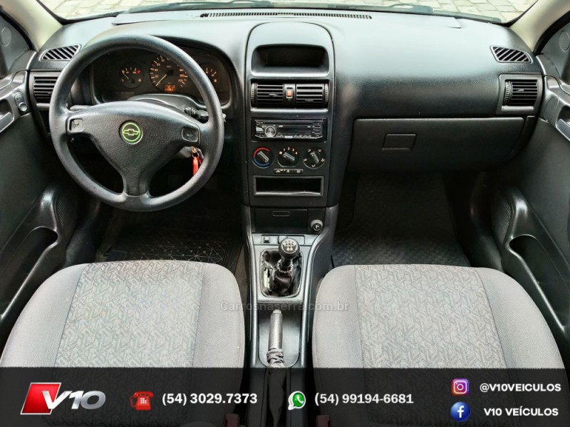ASTRA 1.8 MPFI GL SEDAN 8V GASOLINA 4P MANUAL - 1999 - CAXIAS DO SUL