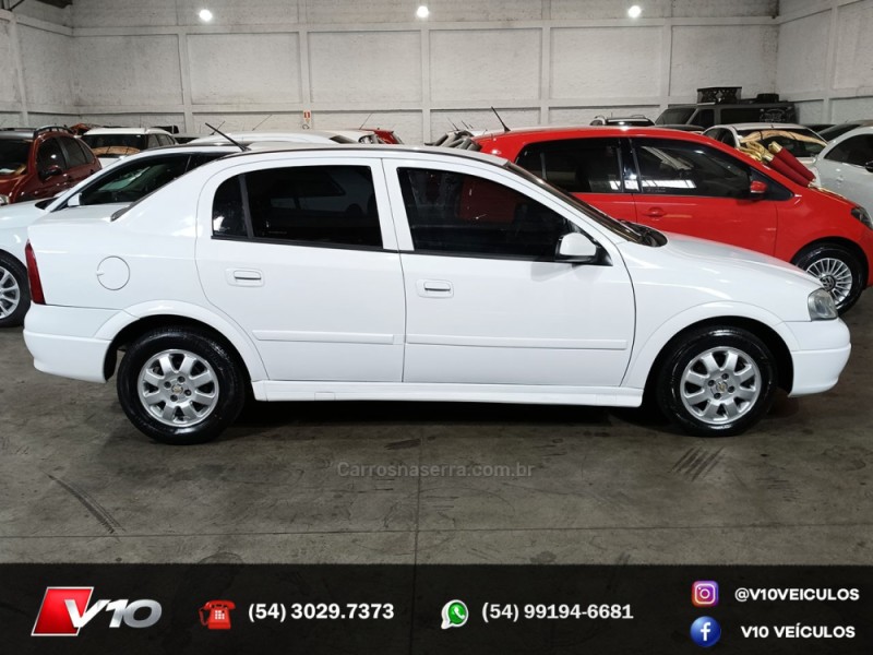 ASTRA 1.8 MPFI GL SEDAN 8V GASOLINA 4P MANUAL - 1999 - CAXIAS DO SUL