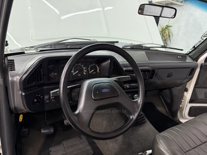 F-1000 2.5 XL 4X2 CS 8V TURBO DIESEL 2P MANUAL - 1997 - SAPIRANGA
