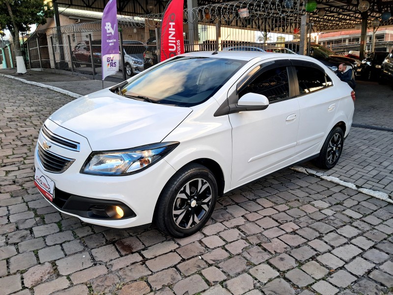 PRISMA 1.4 MPFI LT 8V FLEX 4P MANUAL