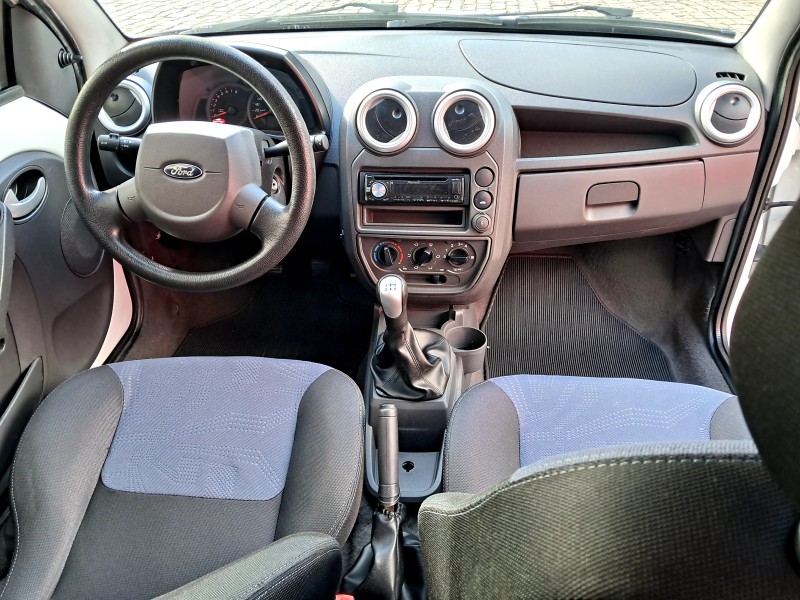 KA 1.0 MPI CLASS 8V FLEX 2P MANUAL - 2013 - CAXIAS DO SUL