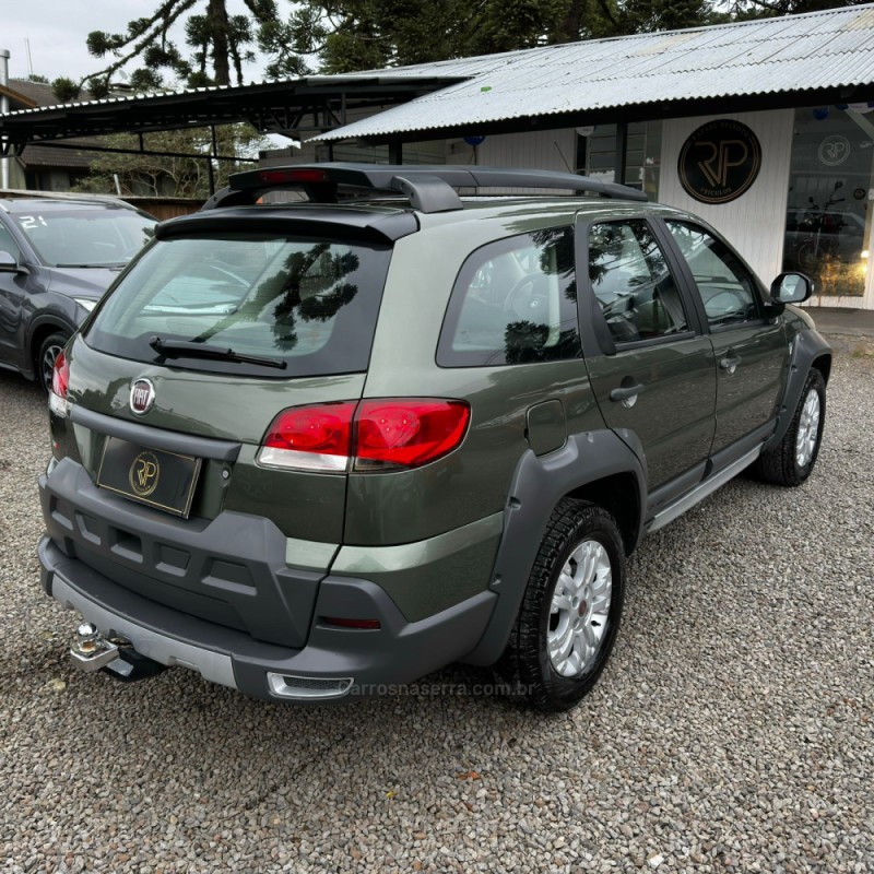 PALIO 1.8 MPI ADVENTURE WEEKEND ITALIA 16V FLEX AUTOMATIZADO - 2010 - CANELA