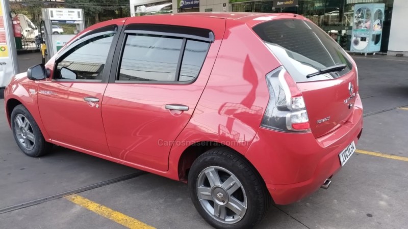 SANDERO 1.0 EXPRESSION 16V FLEX 4P MANUAL - 2014 - CAXIAS DO SUL
