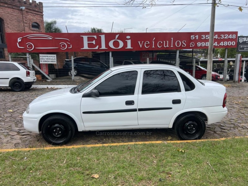 CORSA 1.0 MPFI CLASSIC 8V GASOLINA 4P MANUAL - 2004 - DOIS IRMãOS