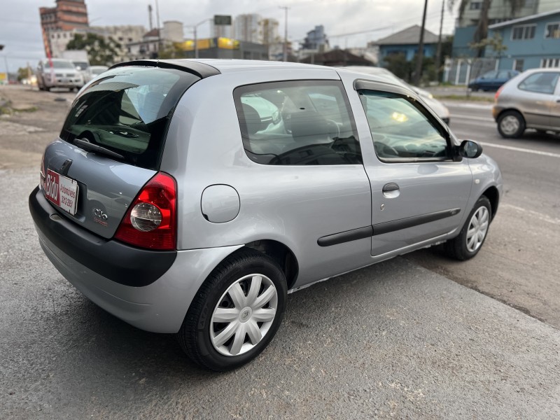 CLIO 1.0 AUTHENTIQUE 16V FLEX 2P MANUAL - 2006 - CAXIAS DO SUL