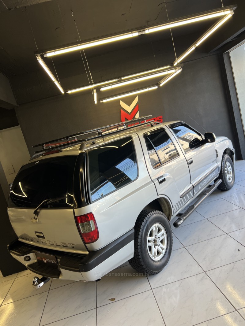 BLAZER 2.4 MPFI 4X2 8V GASOLINA 4P MANUAL - 2001 - CAXIAS DO SUL