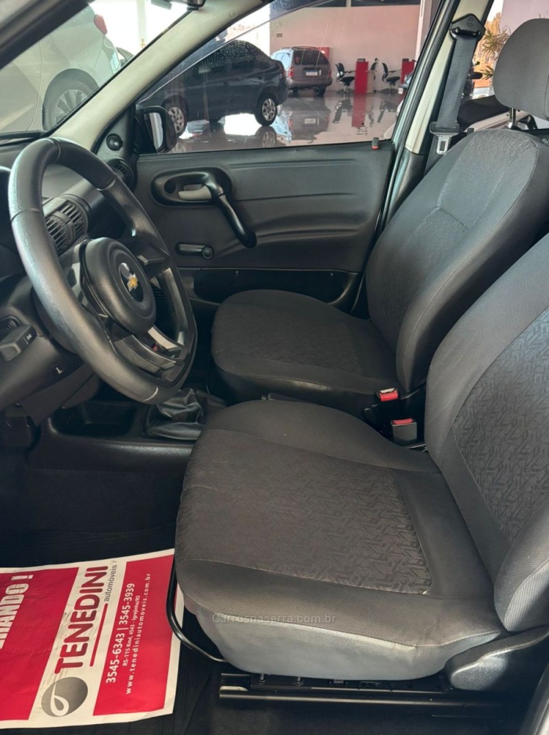 CLASSIC 1.0 MPFI LIFE 8V GASOLINA 4P MANUAL - 2005 - IGREJINHA