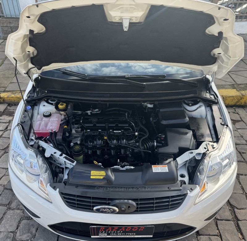 FOCUS 1.6 GL 8V FLEX 4P MANUAL - 2013 - BENTO GONçALVES