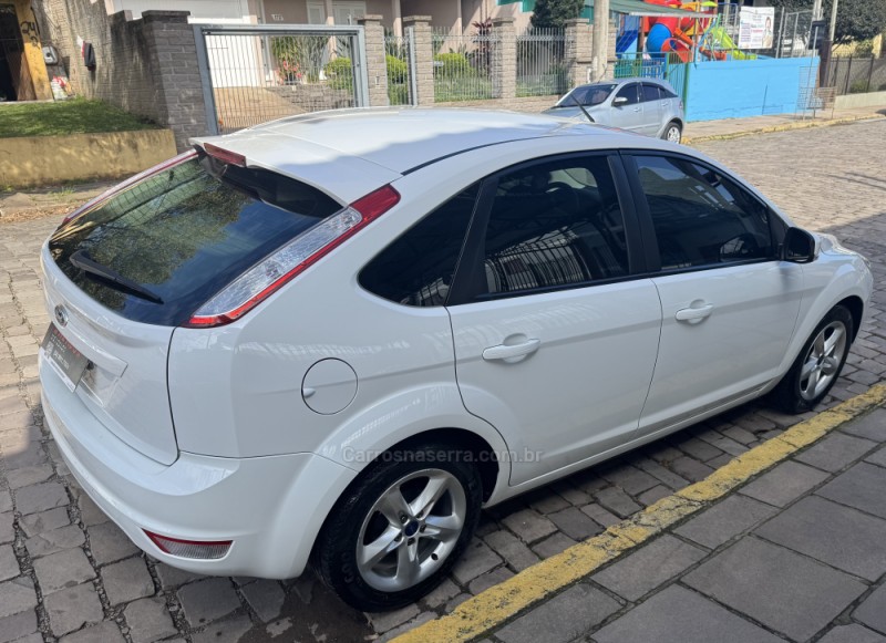 FOCUS 1.6 GL 8V FLEX 4P MANUAL - 2013 - BENTO GONçALVES