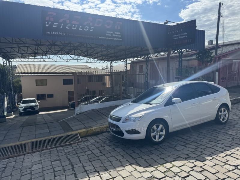 FOCUS 1.6 GL 8V FLEX 4P MANUAL - 2013 - BENTO GONçALVES