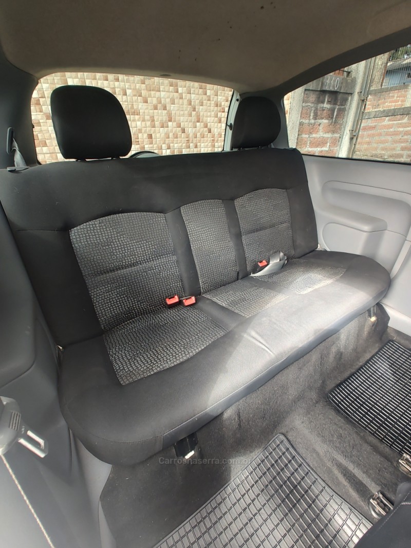 CLIO 1.0 16V FLEX 4P MANUAL - 2012 - CANELA
