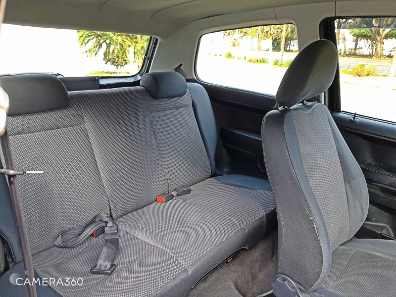 FOX 1.0 MI 8V FLEX 2P MANUAL - 2004 - FARROUPILHA