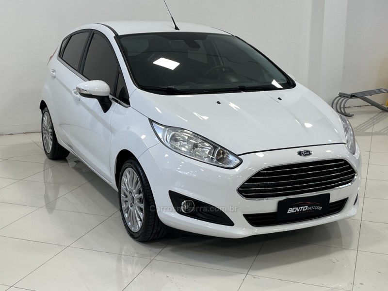 FIESTA 1.6 TITANIUM HATCH 16V FLEX 4P AUTOMÁTICO - 2016 - BENTO GONçALVES