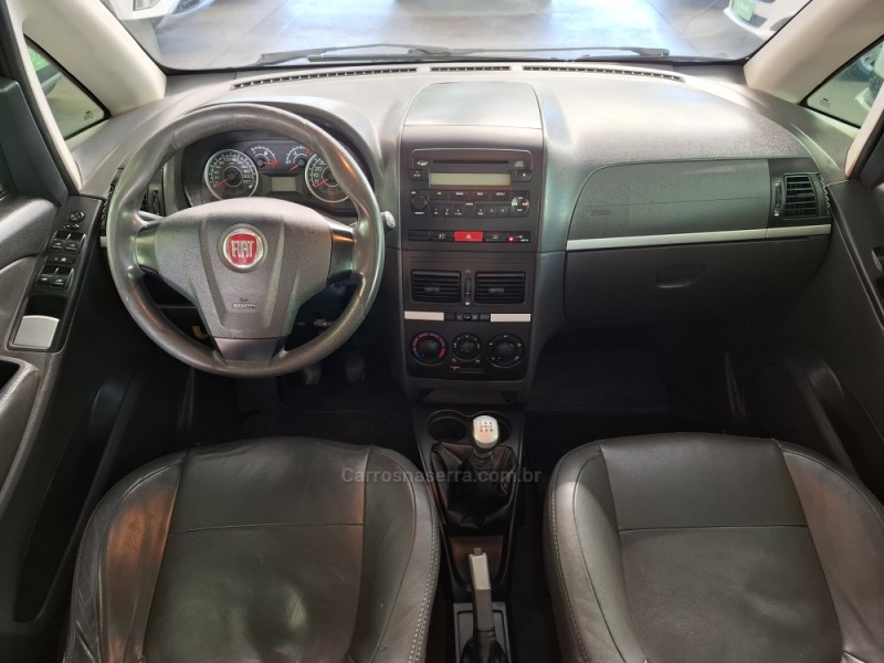 IDEA 1.6 MPI ESSENCE 16V FLEX 4P MANUAL - 2012 - GARIBALDI