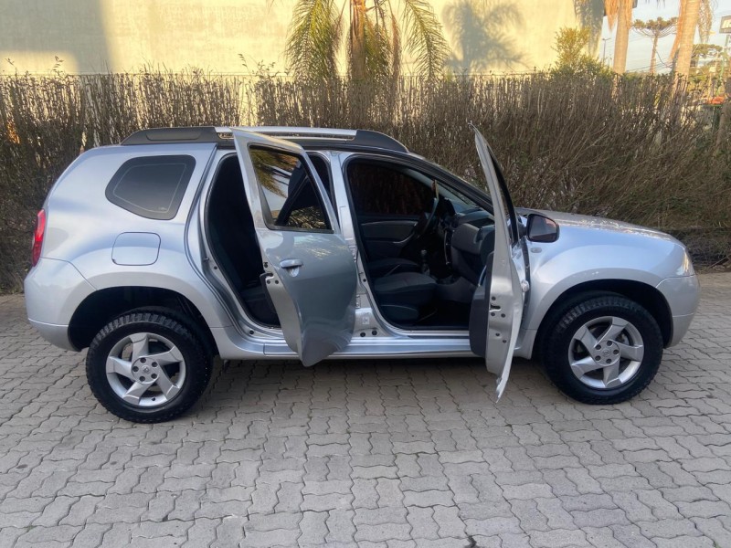DUSTER 2.0 DYNAMIQUE 4X2 16V FLEX 4P MANUAL - 2013 - CAXIAS DO SUL