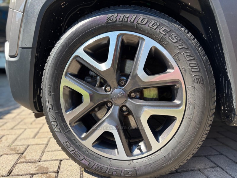 RENEGADE 1.8 16V FLEX LONGITUDE 4P AUTOMÁTICO - 2020 - CANELA