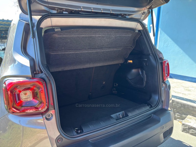 RENEGADE 1.8 16V FLEX LONGITUDE 4P AUTOMÁTICO - 2020 - CANELA