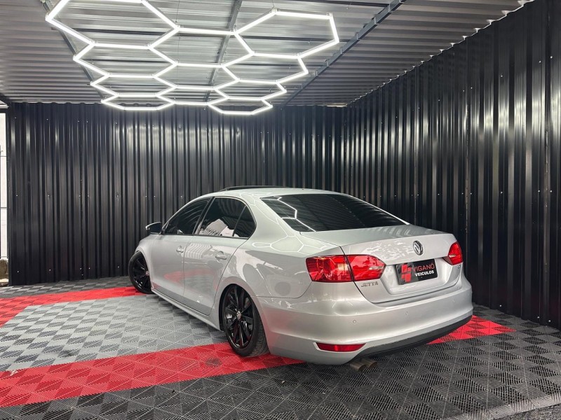 JETTA 2.0 COMFORTLINE FLEX 4P MANUAL - 2014 - CAXIAS DO SUL
