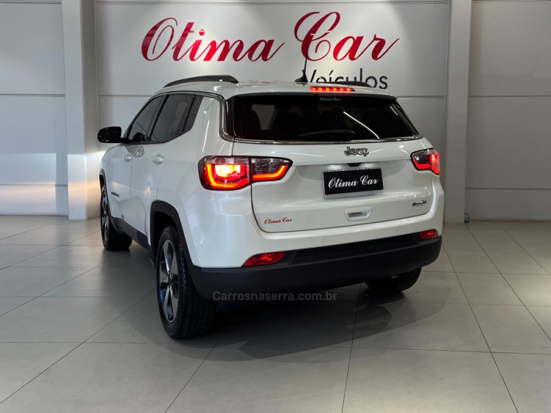 COMPASS 2.0 16V FLEX LONGITUDE AUTOMÁTICO - 2018 - FLORES DA CUNHA