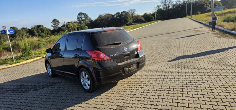 TIIDA 1.8 SL 16V GASOLINA 4P AUTOMÁTICO - 2011 - IVOTI