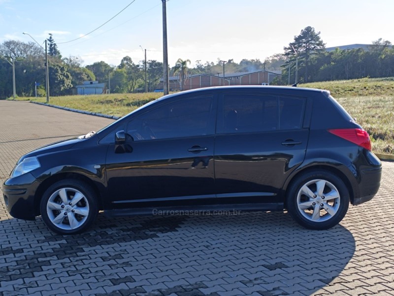 TIIDA 1.8 SL 16V GASOLINA 4P AUTOMÁTICO - 2011 - IVOTI