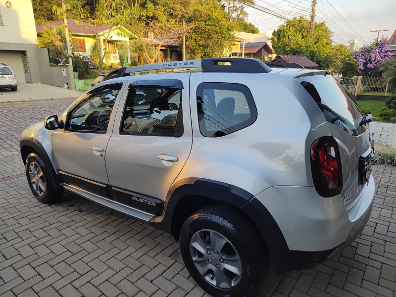 DUSTER 1.6 DYNAMIQUE 4X2 16V FLEX 4P MANUAL - 2018 - LAJEADO
