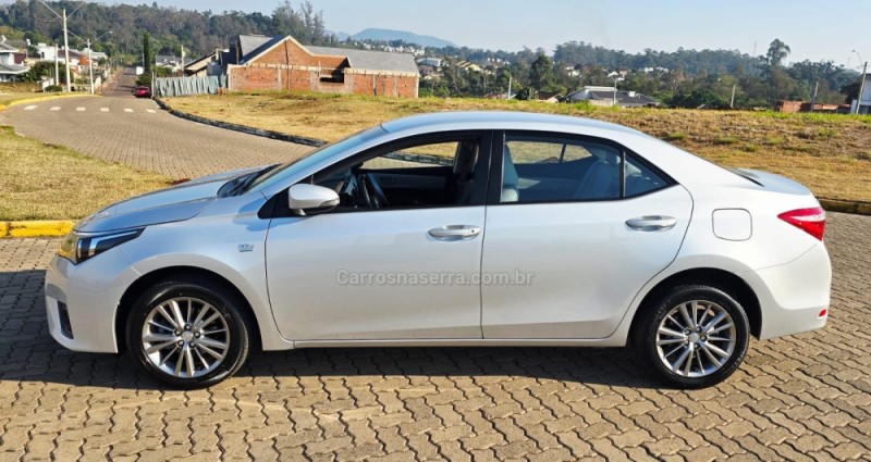 COROLLA 2.0 XEI 16V FLEX 4P AUTOMÁTICO - 2016 - LAJEADO