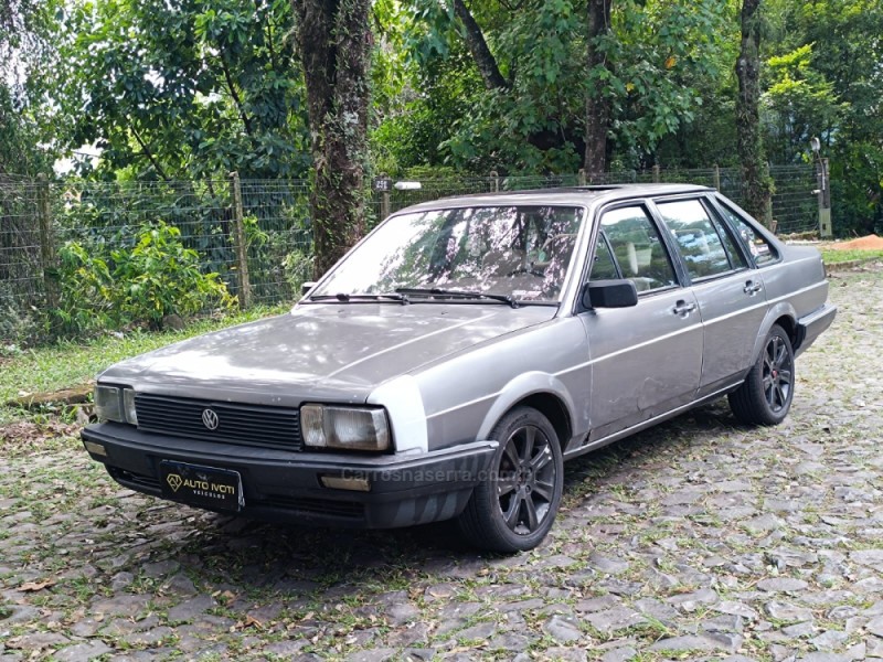 SANTANA 1.8 GLS 8V GASOLINA 2P MANUAL - 1990 - IVOTI