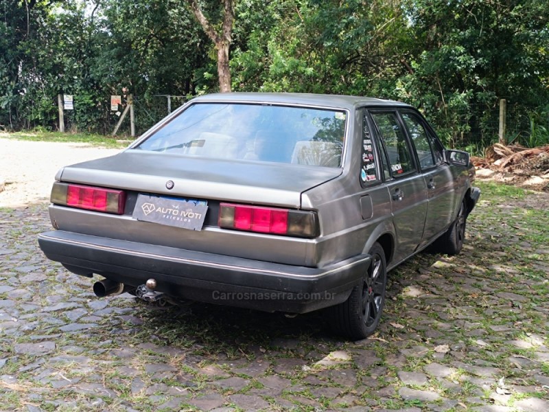 SANTANA 1.8 GLS 8V GASOLINA 2P MANUAL - 1990 - IVOTI