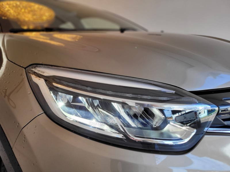 CAPTUR 1.3 ICONIC 16V TURBO FLEX 4P AUTOMÁTICO - 2022 - CANELA