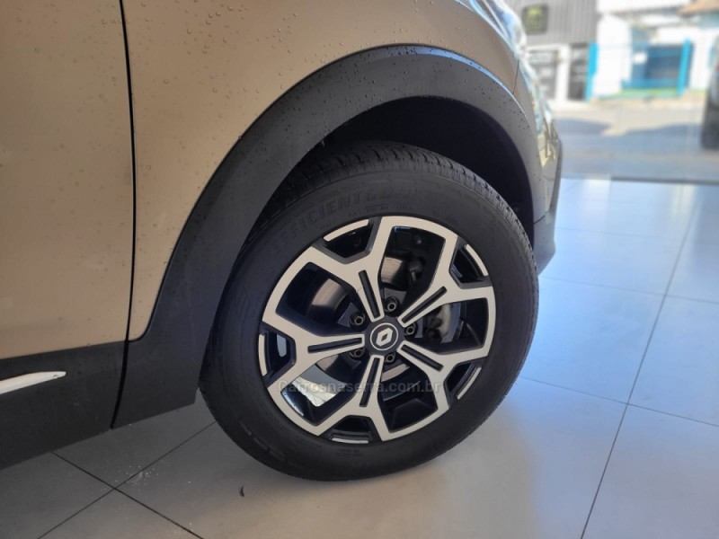 CAPTUR 1.3 ICONIC 16V TURBO FLEX 4P AUTOMÁTICO - 2022 - CANELA