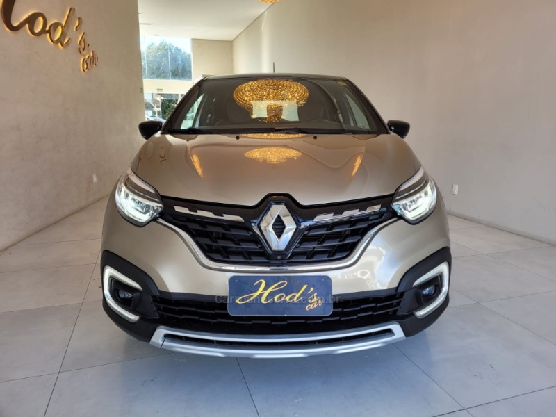 CAPTUR 1.3 ICONIC 16V TURBO FLEX 4P AUTOMÁTICO - 2022 - CANELA