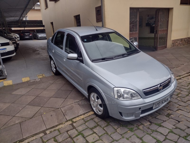 CORSA 1.4 MPFI PREMIUM SEDAN 8V FLEX 4P MANUAL