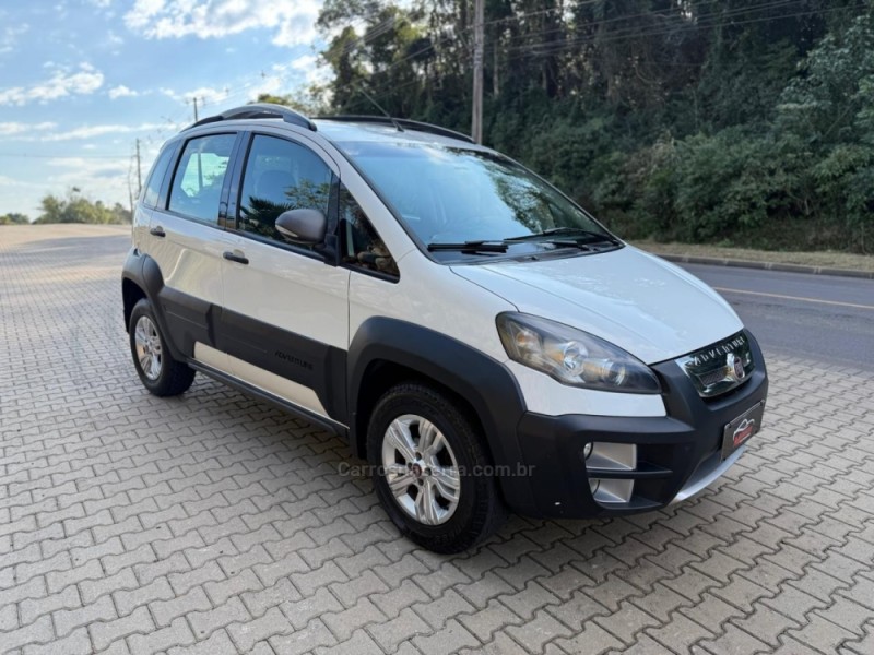 IDEA 1.8 MPI ADVENTURE 16V FLEX 4P MANUAL - 2013 - IVOTI