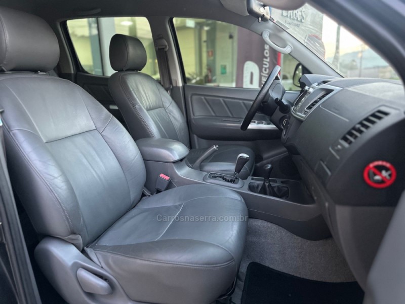 HILUX 3.0 SRV 4X4 CD 16V TURBO INTERCOOLER DIESEL 4P AUTOMÁTICO - 2012 - TUPANDI