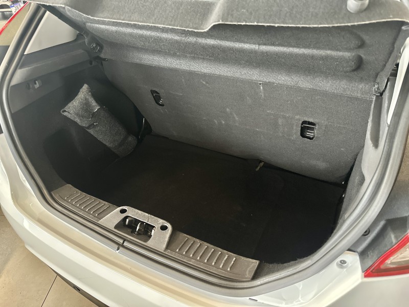 FIESTA 1.6 TITANIUM HATCH 16V FLEX 4P MANUAL - 2014 - CAXIAS DO SUL