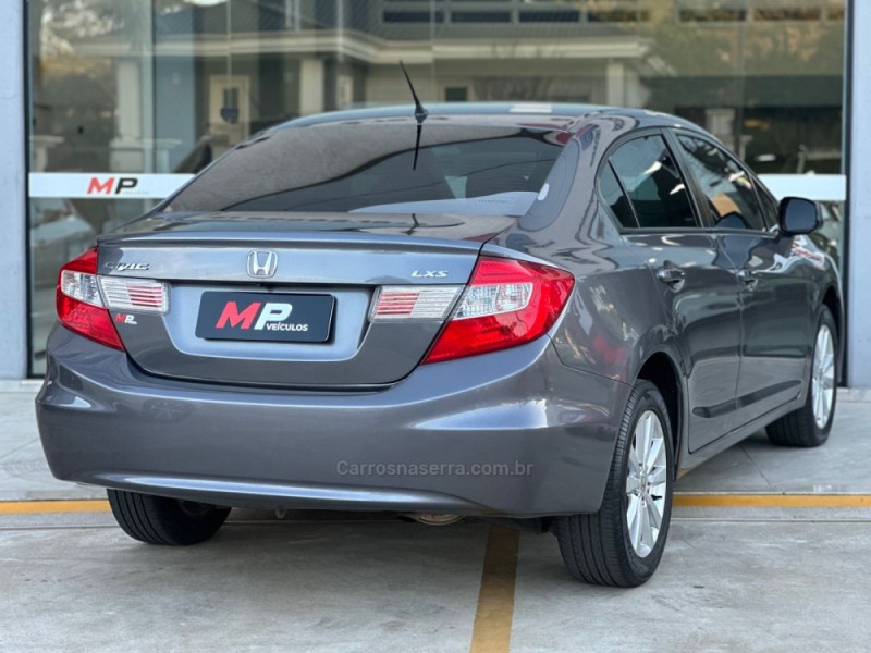 CIVIC 1.8 LXS 16V FLEX 4P AUTOMÁTICO - 2016 - TUPANDI