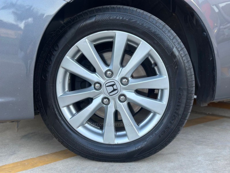 CIVIC 1.8 LXS 16V FLEX 4P AUTOMÁTICO - 2016 - TUPANDI