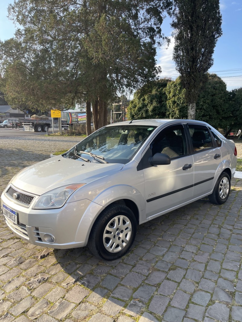 FIESTA 1.0 MPI CLASS 8V FLEX 4P MANUAL - 2008 - CAXIAS DO SUL