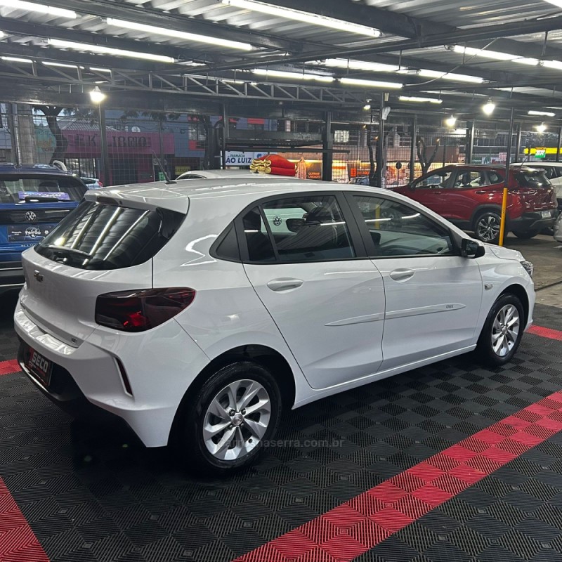 ONIX 1.0 LT 12V FLEX 4P MANUAL - 2023 - PASSO FUNDO