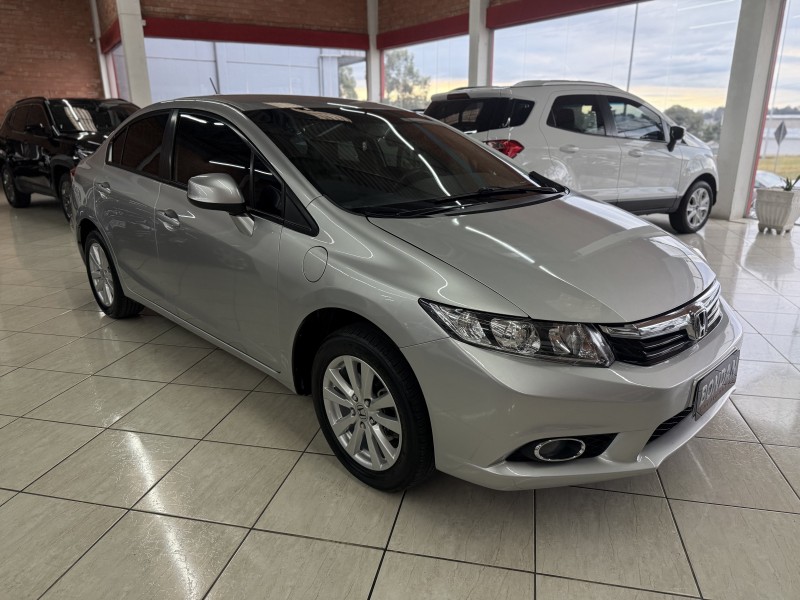 CIVIC 1.8 LXS 16V FLEX 4P AUTOMÁTICO - 2014 - FARROUPILHA