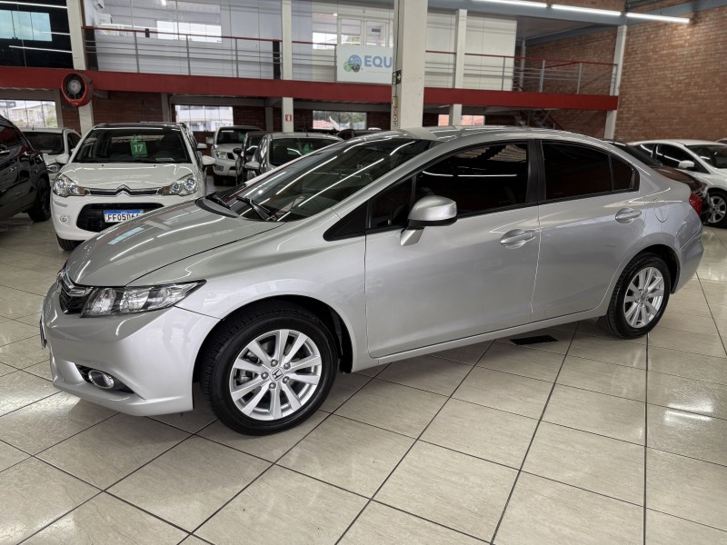 CIVIC 1.8 LXS 16V FLEX 4P AUTOMÁTICO - 2014 - FARROUPILHA