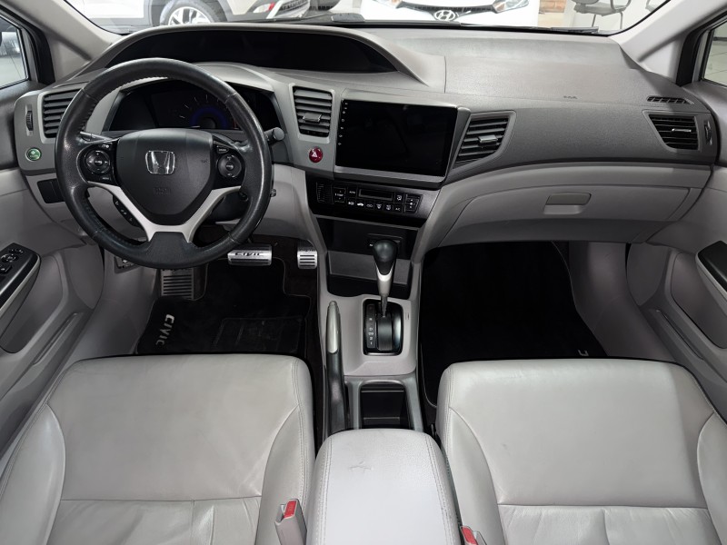 CIVIC 1.8 LXS 16V FLEX 4P AUTOMÁTICO - 2014 - FARROUPILHA