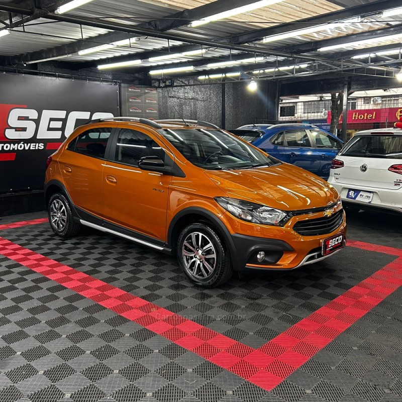ONIX 1.4 MPFI ACTIV 8V FLEX 4P MANUAL - 2017 - PASSO FUNDO