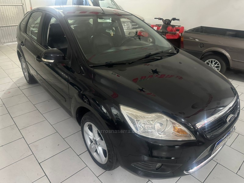FOCUS 2.0 GLX 16V FLEX 4P MANUAL - 2011 - BENTO GONçALVES