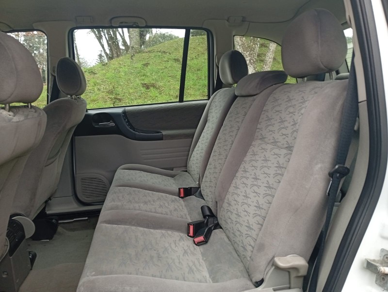 ZAFIRA 2.0 MPFI CD 8V GASOLINA 4P MANUAL - 2002 - FARROUPILHA