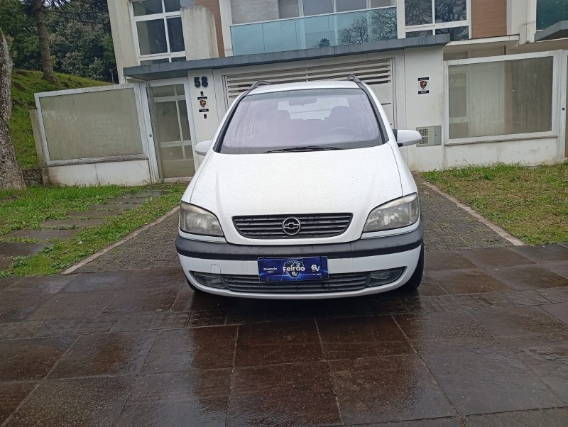 ZAFIRA 2.0 MPFI CD 8V GASOLINA 4P MANUAL - 2002 - FARROUPILHA
