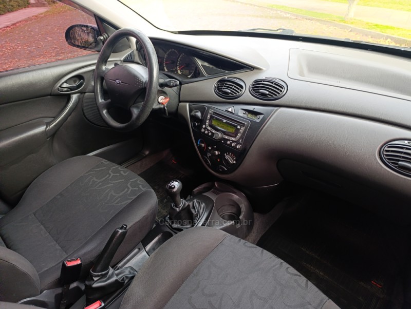 FOCUS 1.6 8V FLEX 4P MANUAL - 2009 - CAXIAS DO SUL