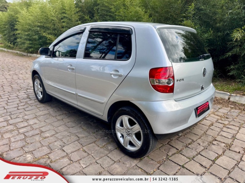 FOX 1.6 MI PLUS 8V FLEX 4P MANUAL - 2006 - NOVA PRATA