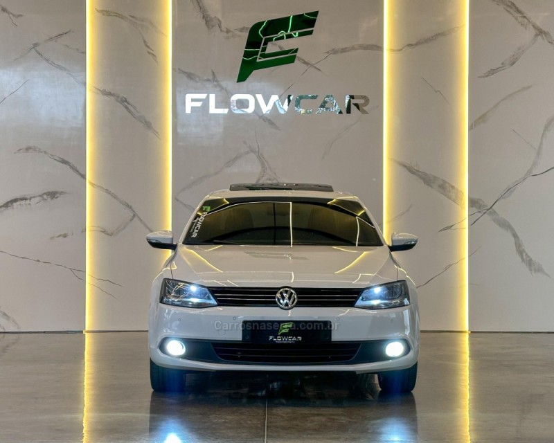 JETTA 2.0 COMFORTLINE FLEX 4P TIPTRONIC - 2012 - GARIBALDI